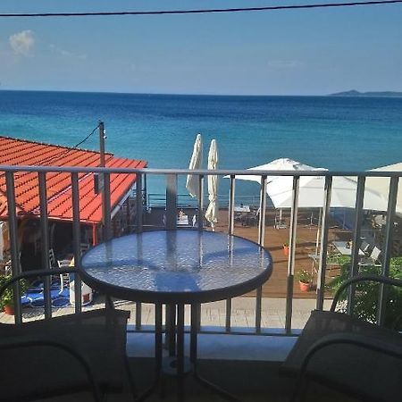 Diolkos Apartement Nea Roda Exteriér fotografie