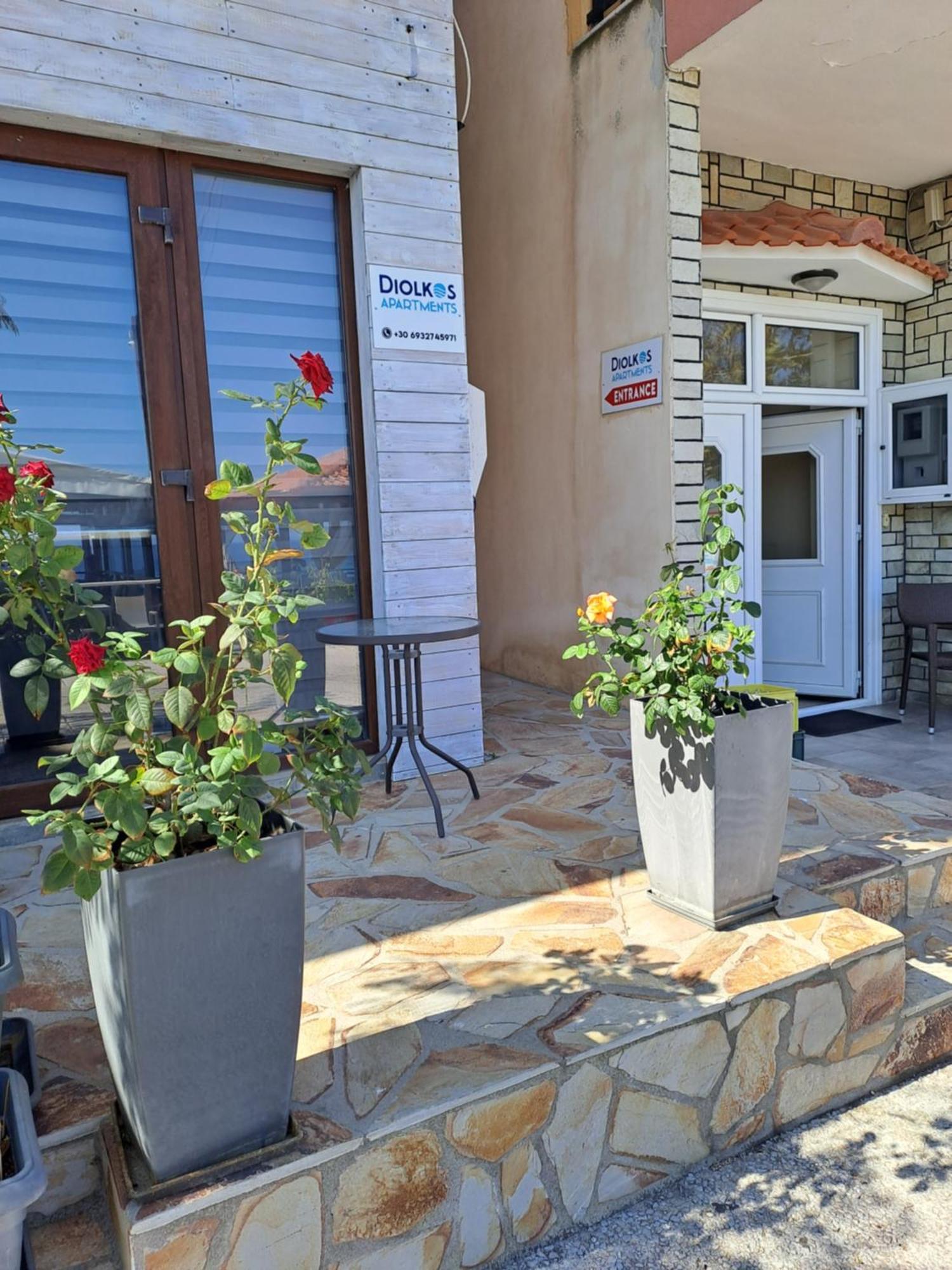Diolkos Apartement Nea Roda Exteriér fotografie