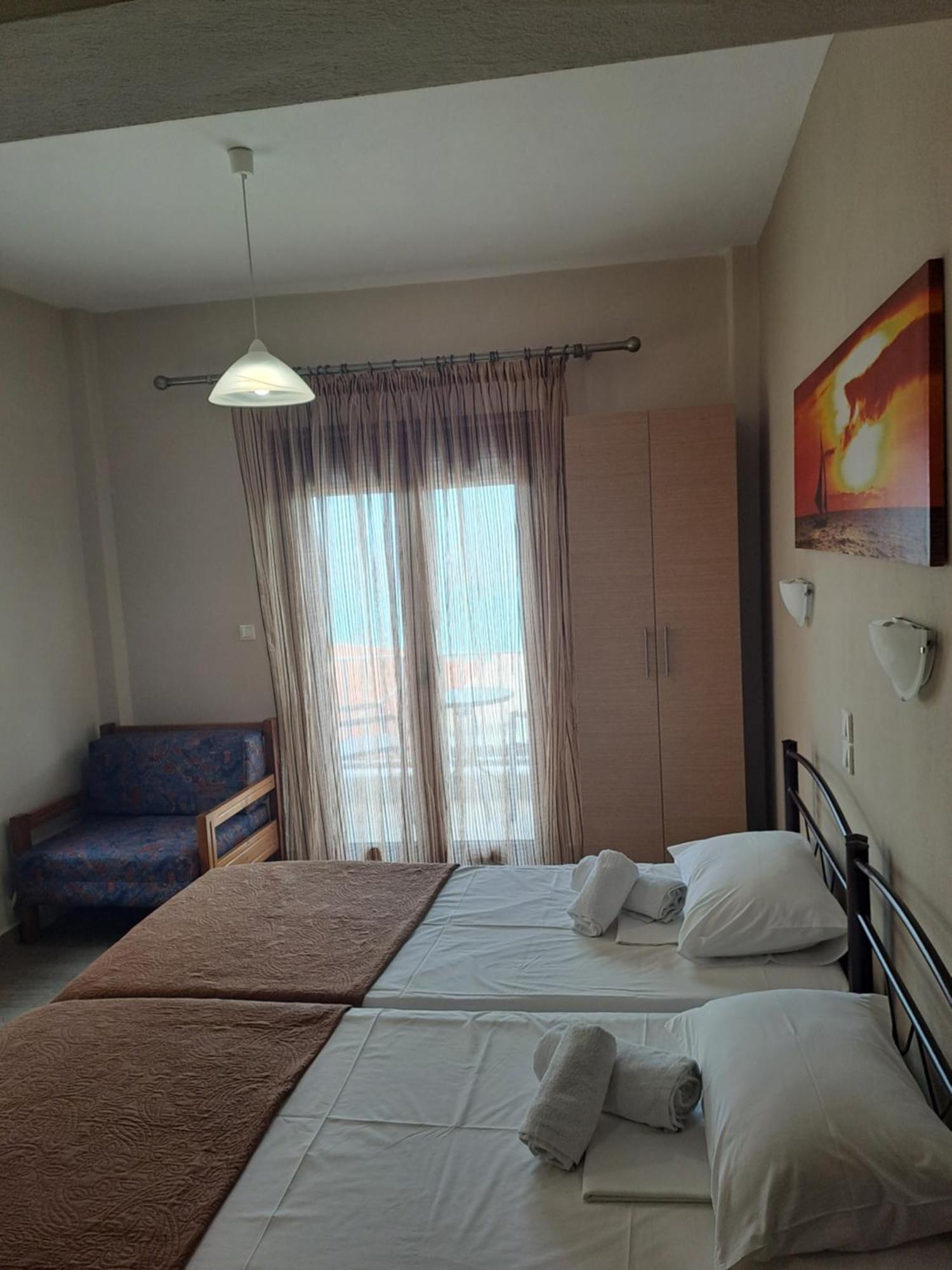Diolkos Apartement Nea Roda Exteriér fotografie