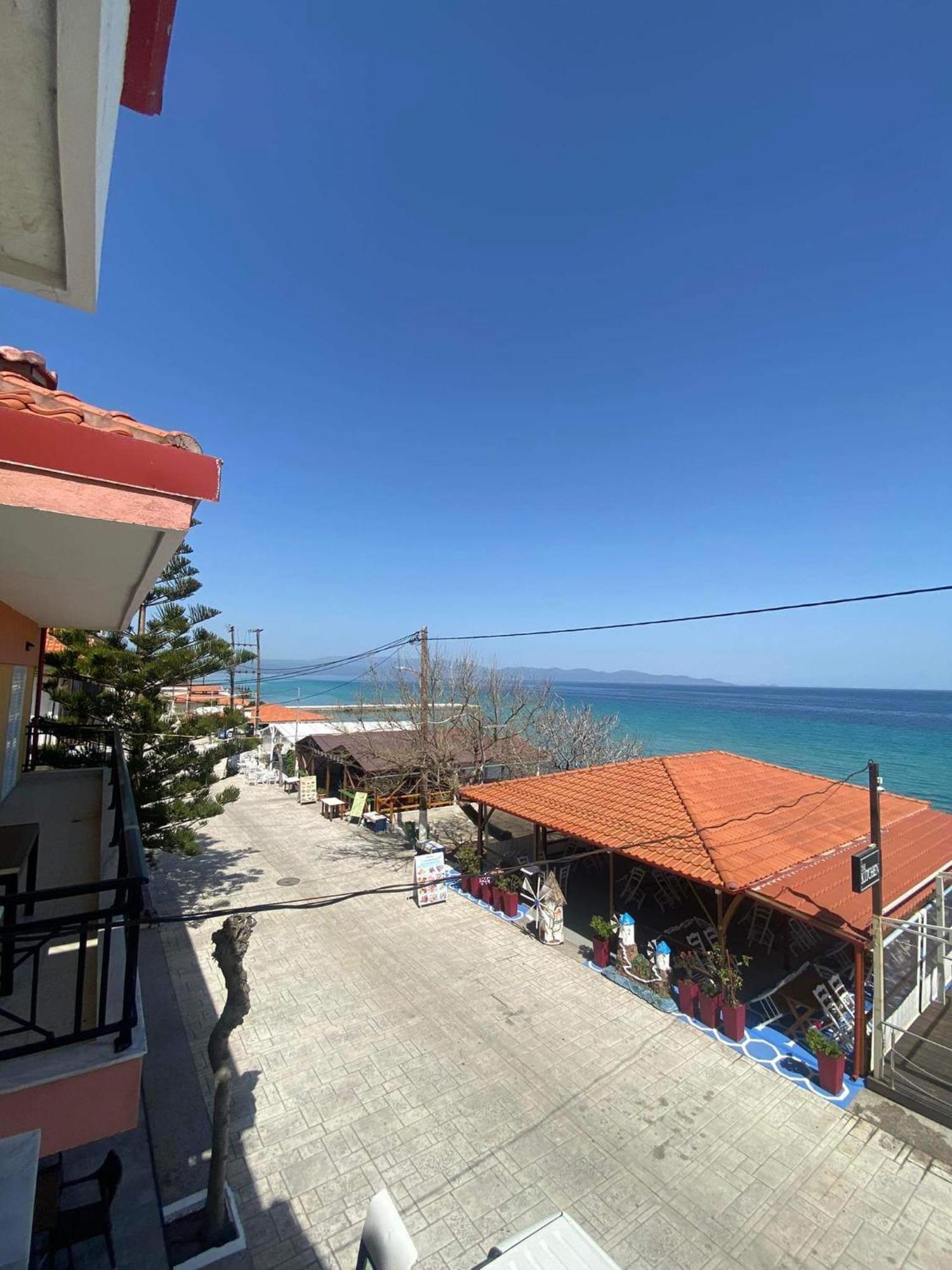 Diolkos Apartement Nea Roda Pokoj fotografie