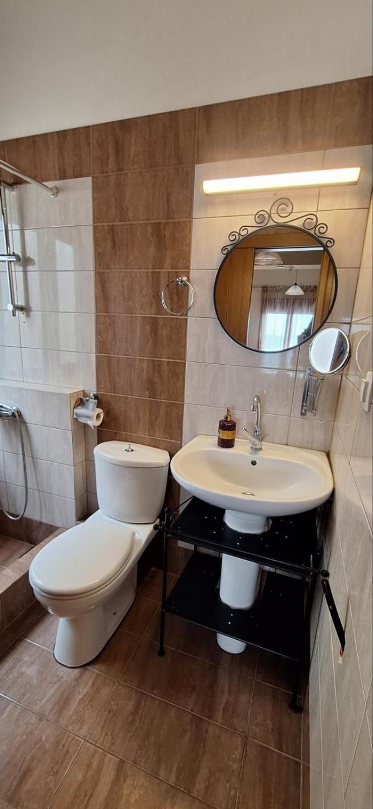 Diolkos Apartement Nea Roda Pokoj fotografie