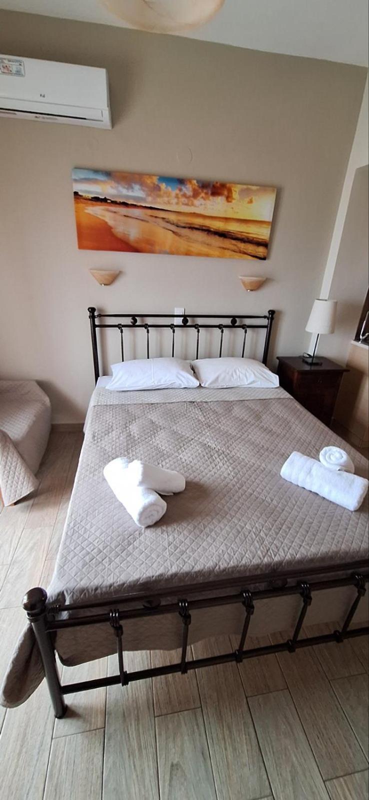 Diolkos Apartement Nea Roda Pokoj fotografie